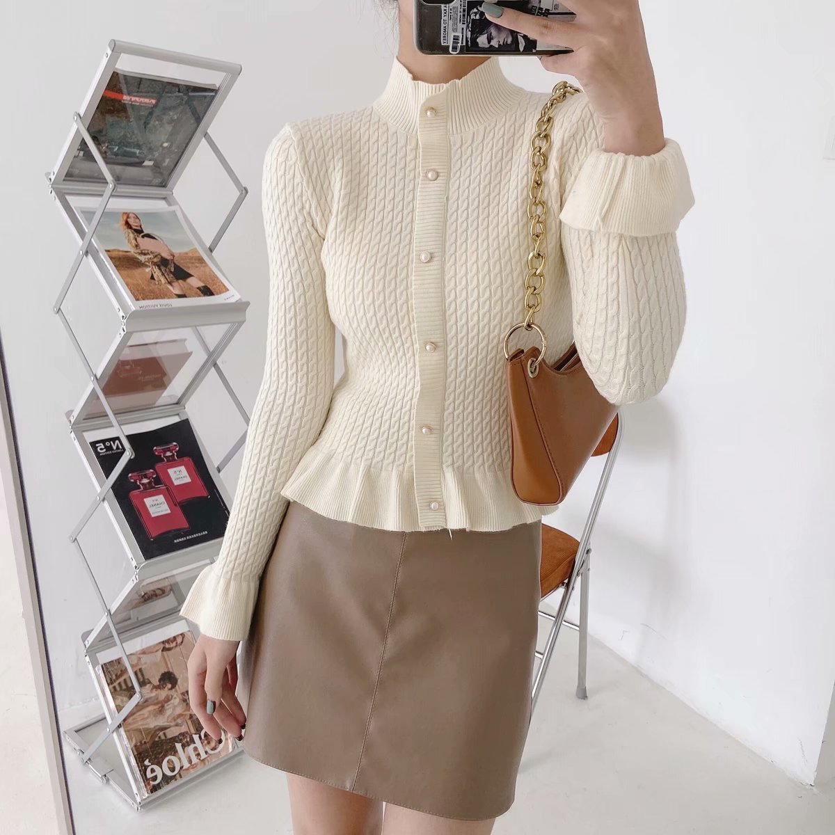 Short Style Small Twist Knit Cardigan Sweater Lady