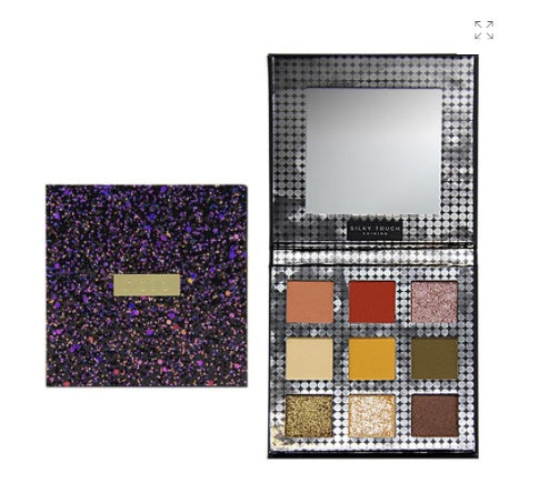 All seasons eyeshadow palette