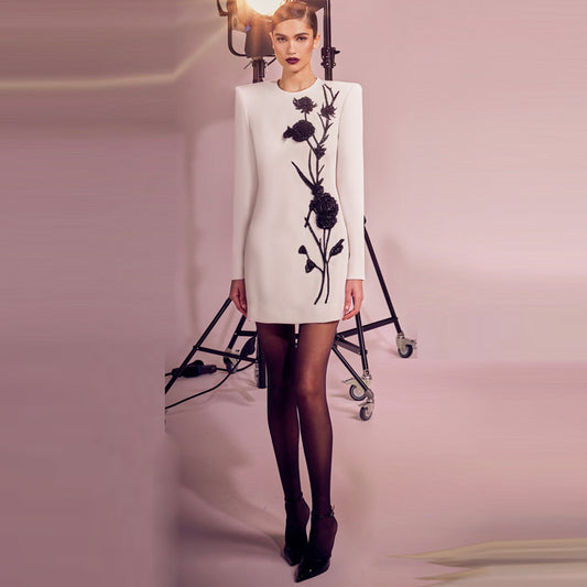 Star Fashion Three-dimensional Flowers Bead Long Sleeve Dress