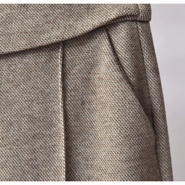 Women wear straight trousers outside in winter