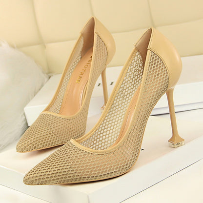 Shallow mouth pointed high heels