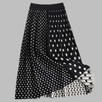 Knitted pleated dress