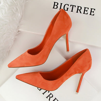 Shallow pointed suede high heels