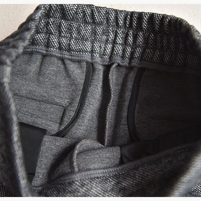 Women wear straight trousers outside in winter