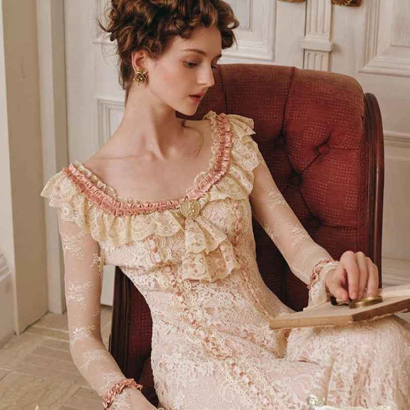 French Sweet Long Sleeve slim lace Dress
